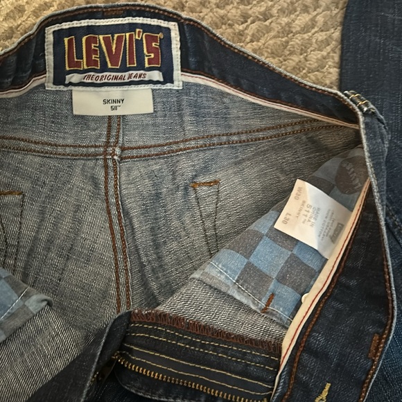 Levi’s the original jeans - 28x30 - Picture 2 of 8